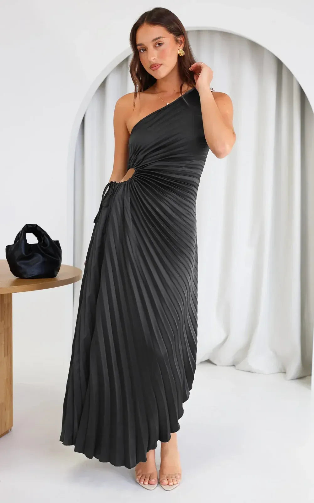 Vestido Essenzo “Aurora Satin”