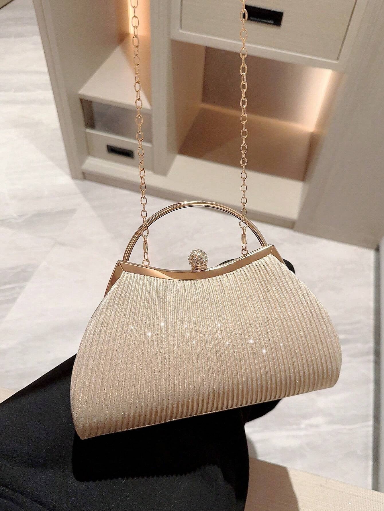 Essenzo – Clutch Luciana
