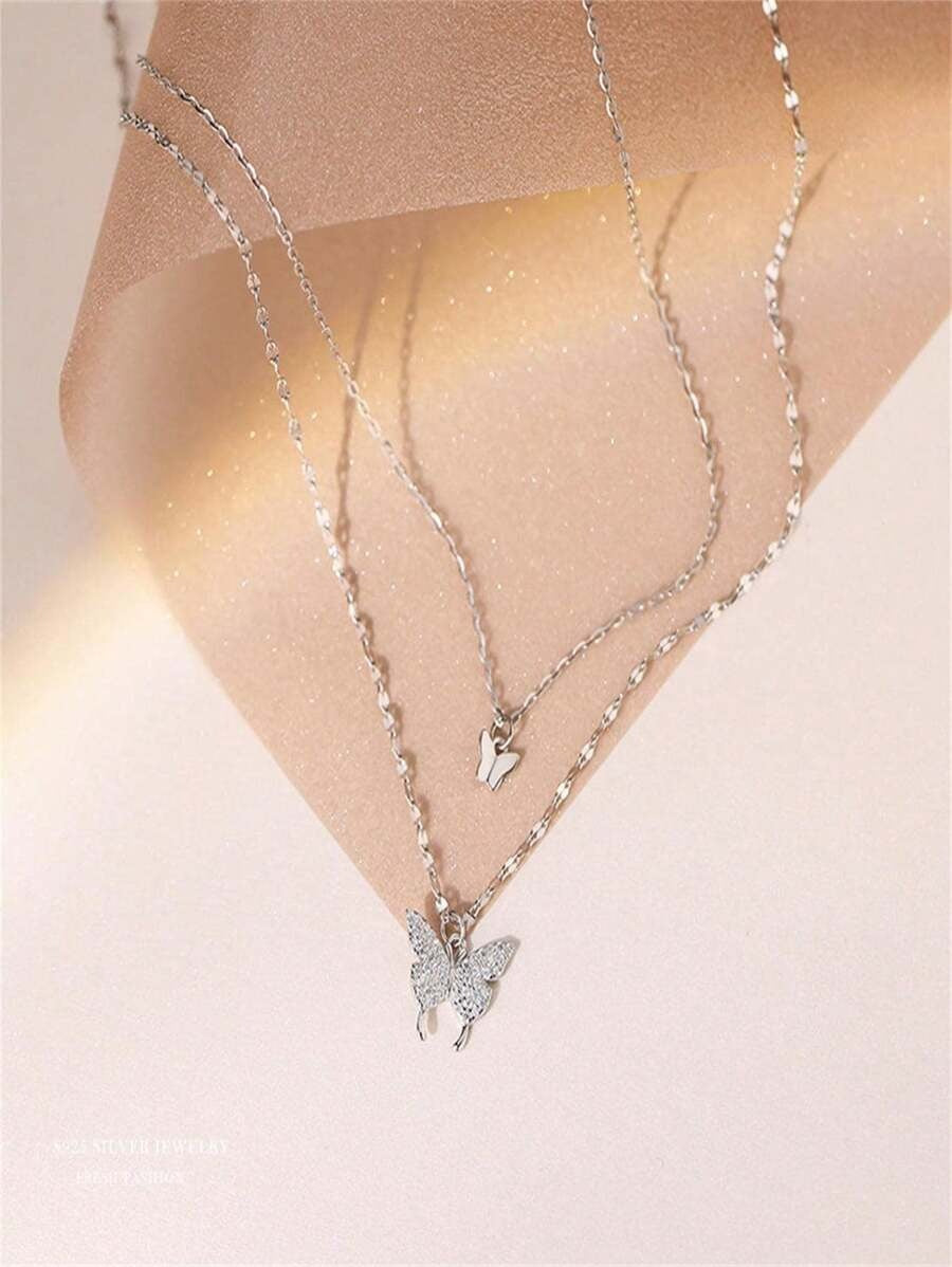 Essenzo – Collar de Mariposa Ava