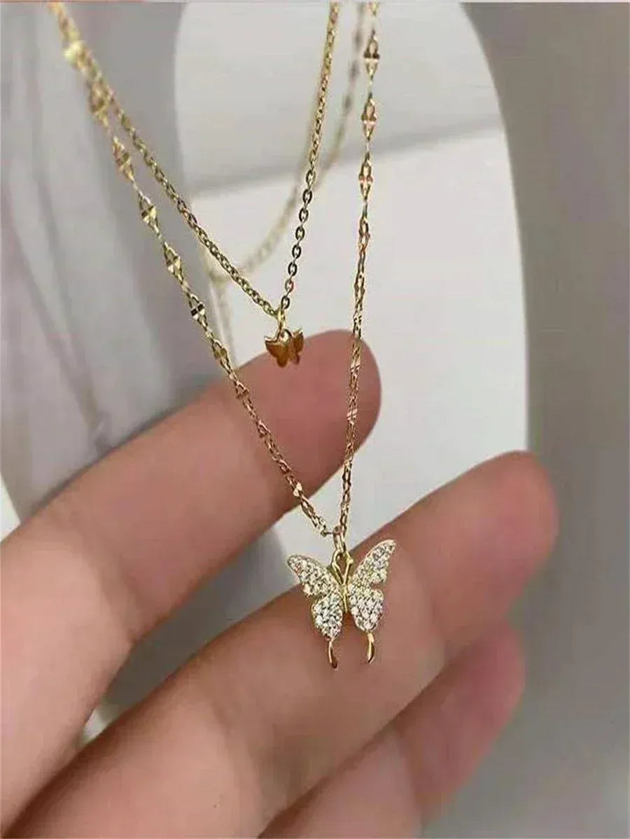 Essenzo – Collar de Mariposa Ava