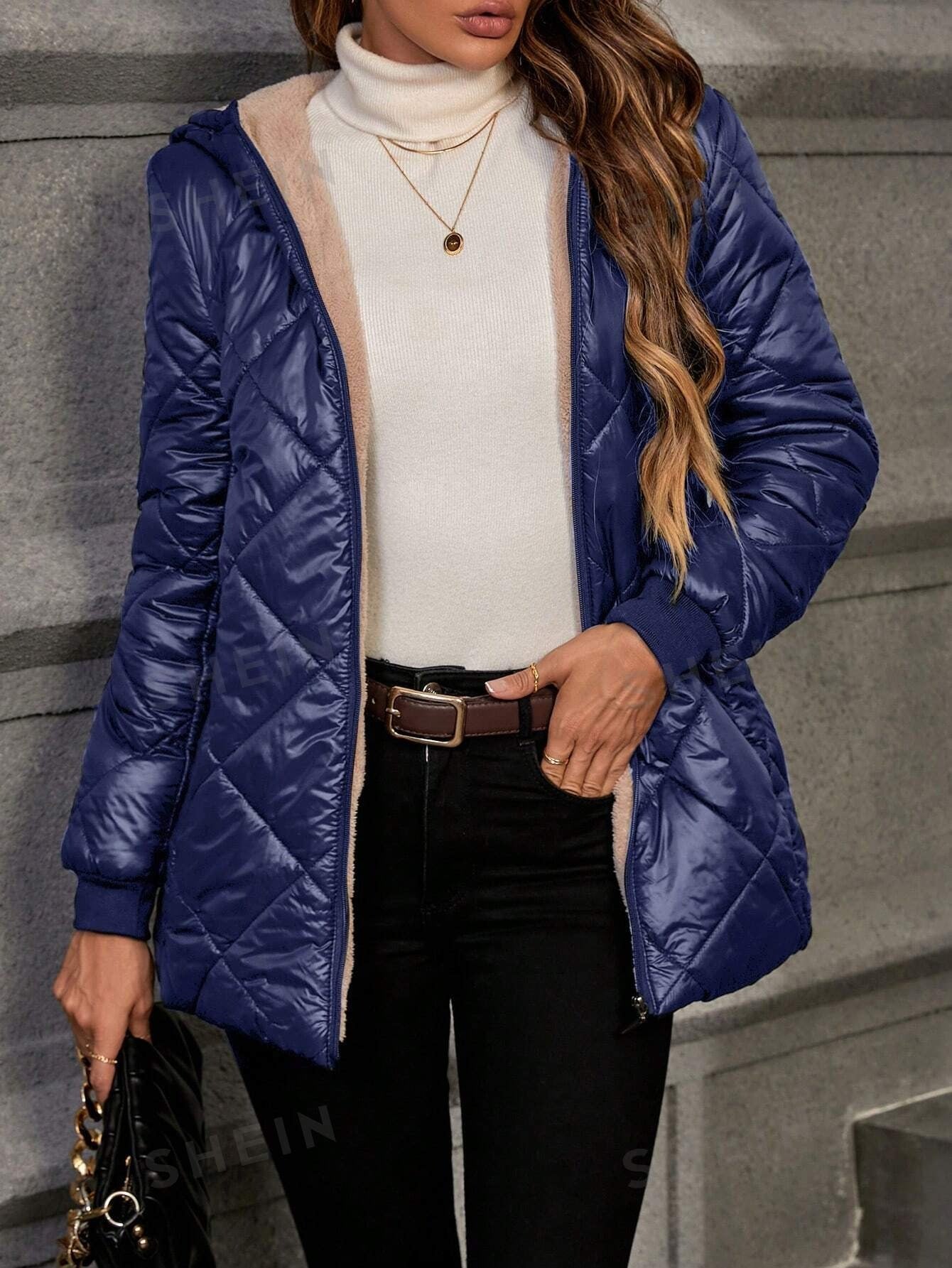 Essenzo – Chaqueta Acolchada Arabella