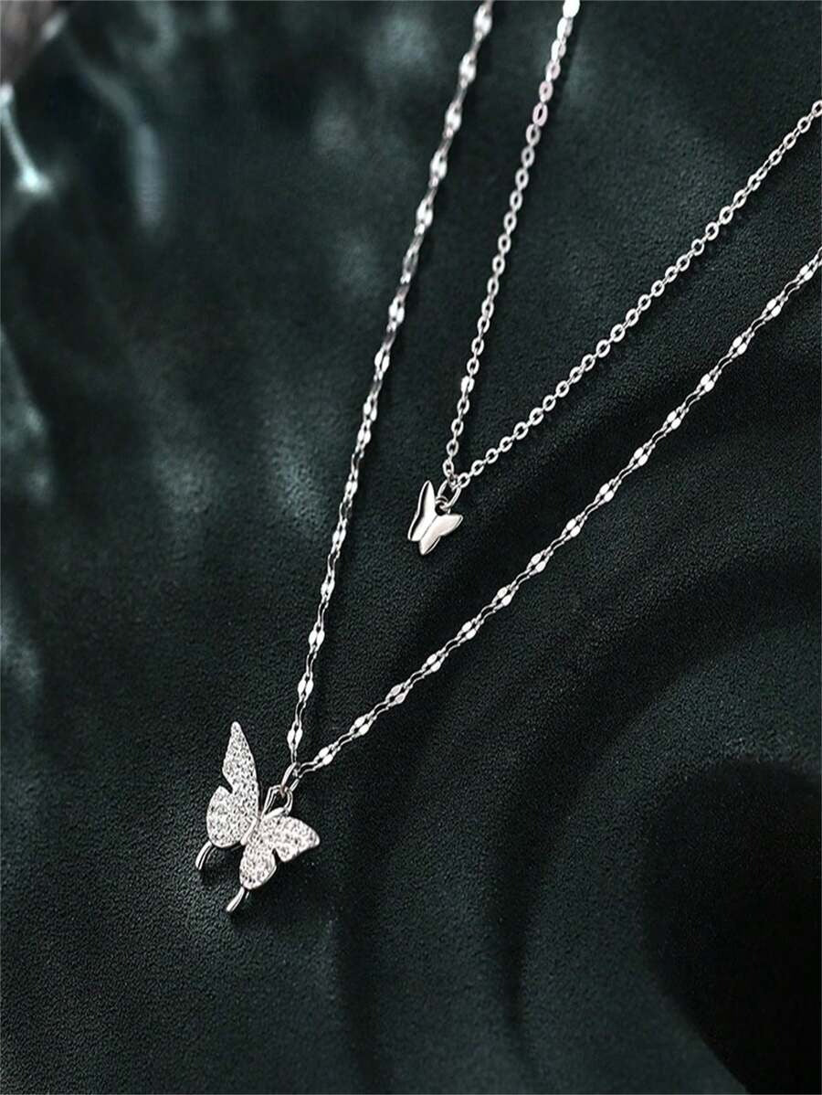 Essenzo – Collar de Mariposa Ava