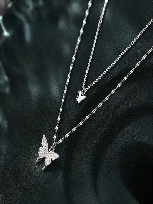 Essenzo – Collar de Mariposa Ava