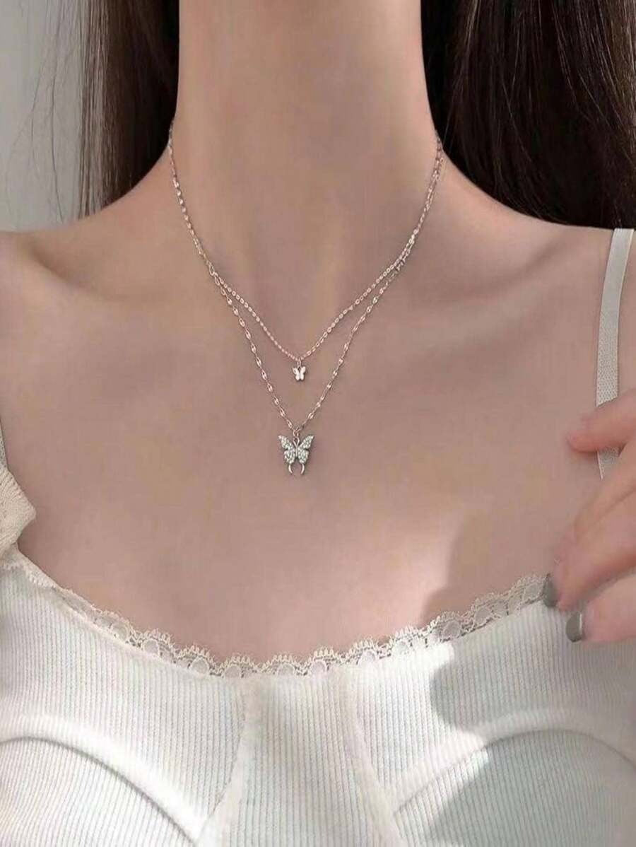 Essenzo – Collar de Mariposa Ava