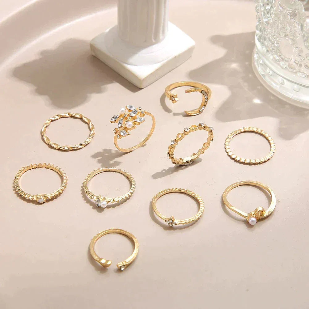 Essenzo Eternal Glow – Pack de 10 Anillos Boho Chic en Plata y Dorado