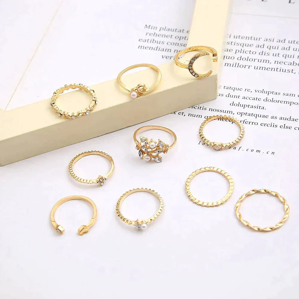 Essenzo Eternal Glow – Pack de 10 Anillos Boho Chic en Plata y Dorado